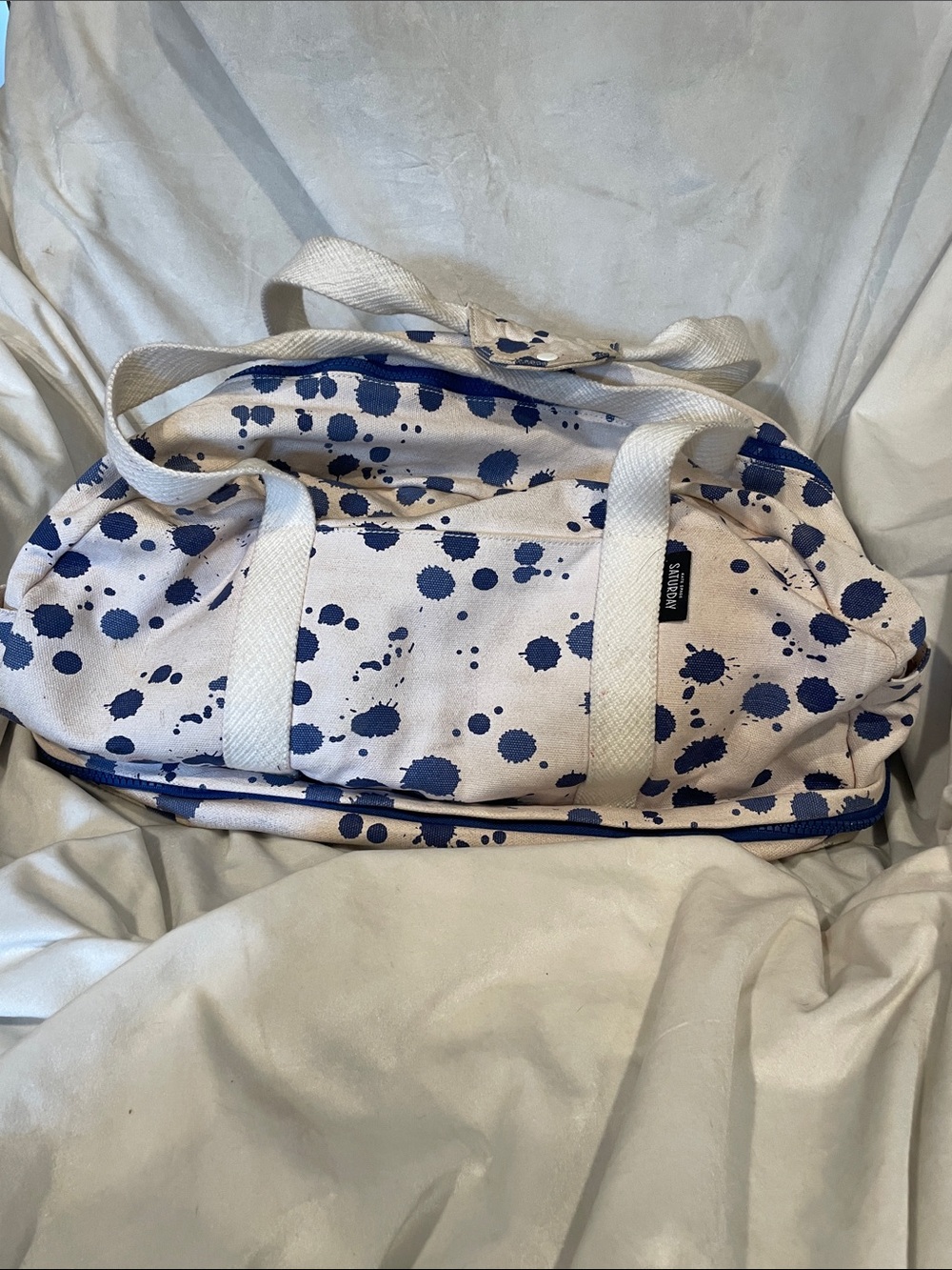Saturday Kate Spade Weekender Canvas Splatter Duffle Bag in White and Blue B138